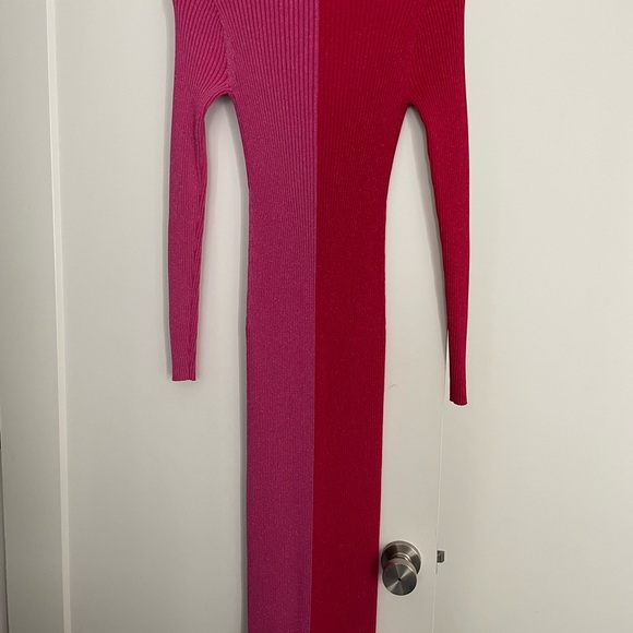 Staud
Shoko Colorblocked Midi-Dress - Picture 9 of 9